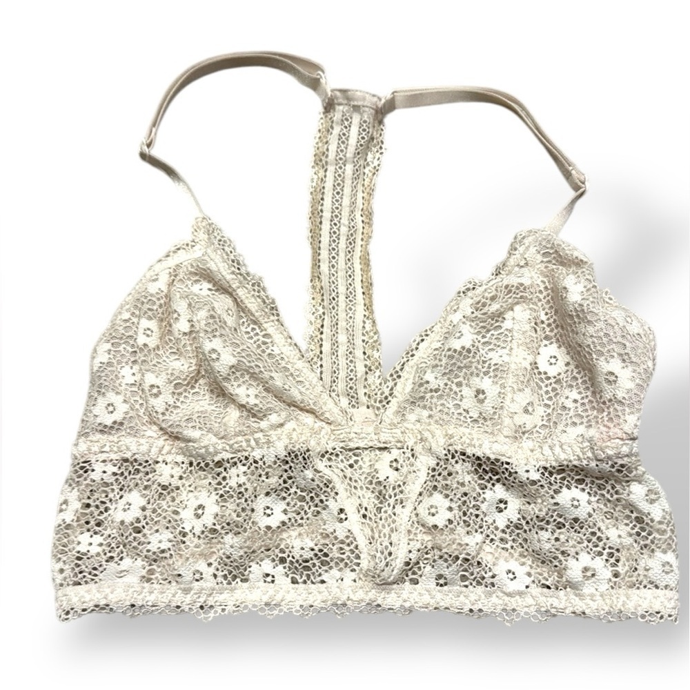 Victoria’s Secret lace bralette XS NWOT off white cream
Color cute sexy tank